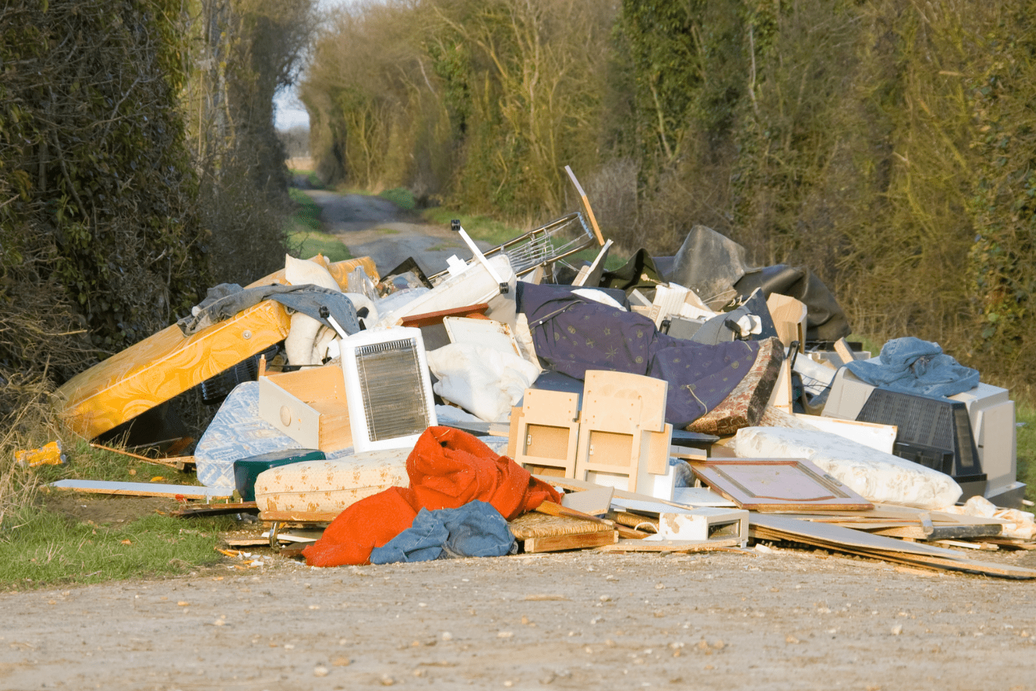 Keeping Vacaville Clean_ Fighting Illegal Dumping-min