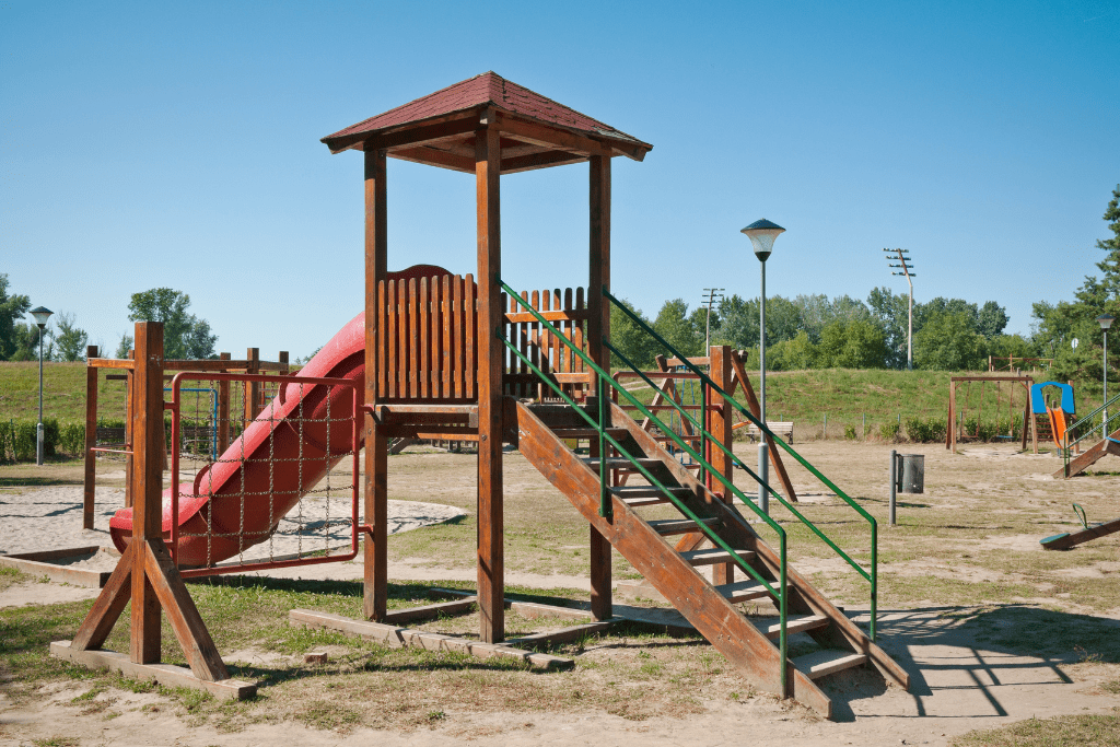 Junk Removal for Large Play Equipment-min