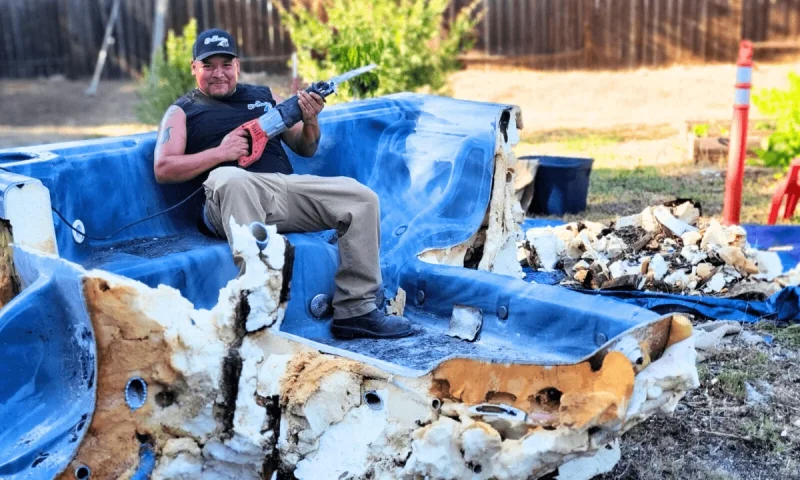 Hot tub removal services by Bay Hauling offers Safe and hassle-free spa and jacuzzi disposal.